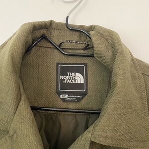The North Face Women’s Olive Jacket size S